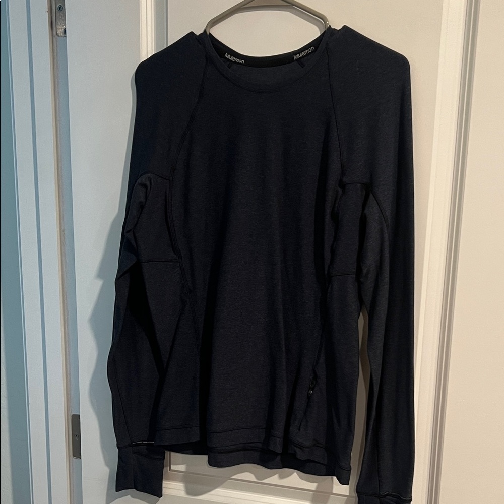 lululemon athletica Men's Black Long Sleeve Shirt